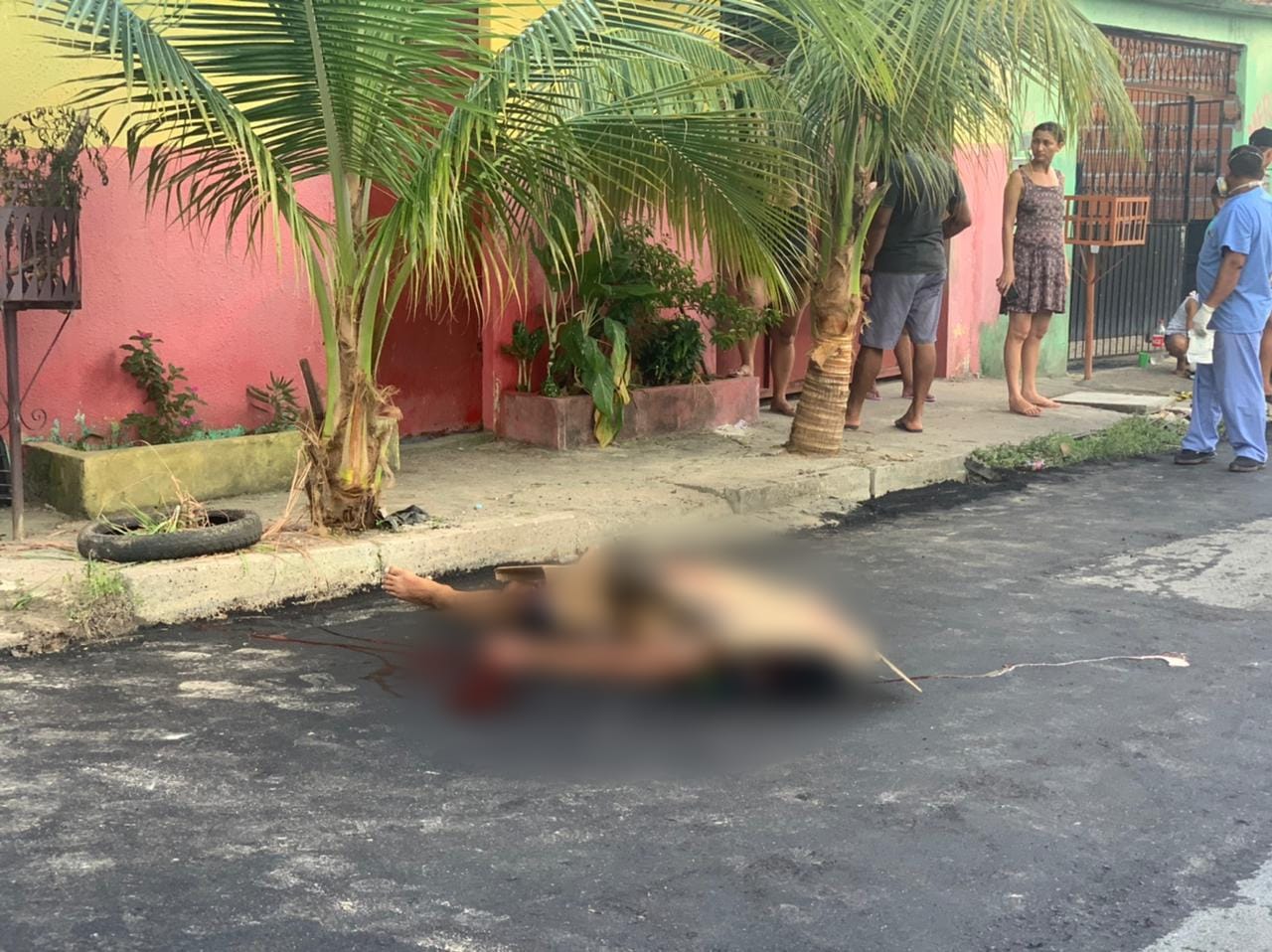 Homem é morto a tiros no bairro Jorge Teixeira
