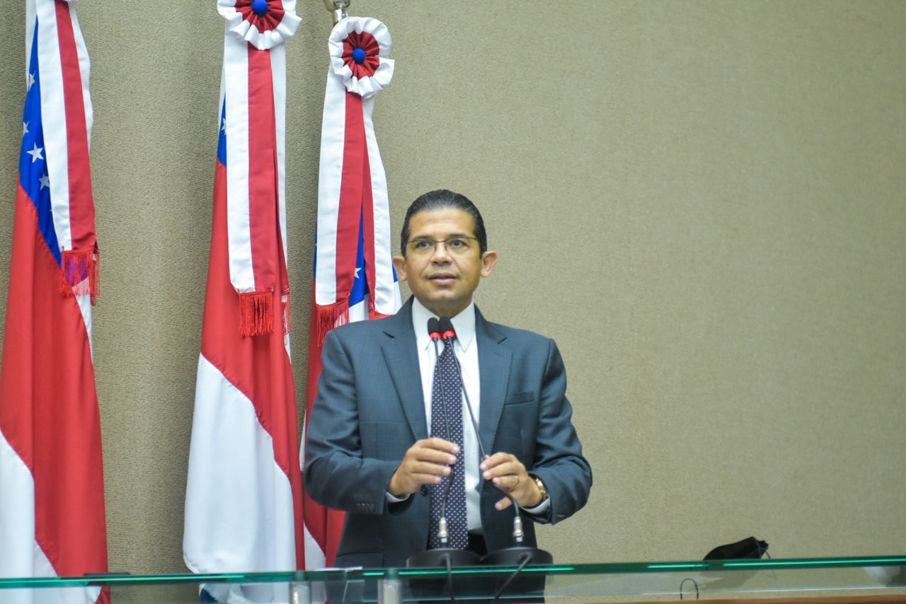 João Luiz destaca na ALEAM que Prosamim + é um anseio de moradores da comunidade da Sharp