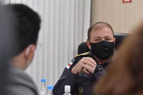 Prefeito Ruan Mattos reúne com comandante da PM e garante viatura e mais policiamento para Envira