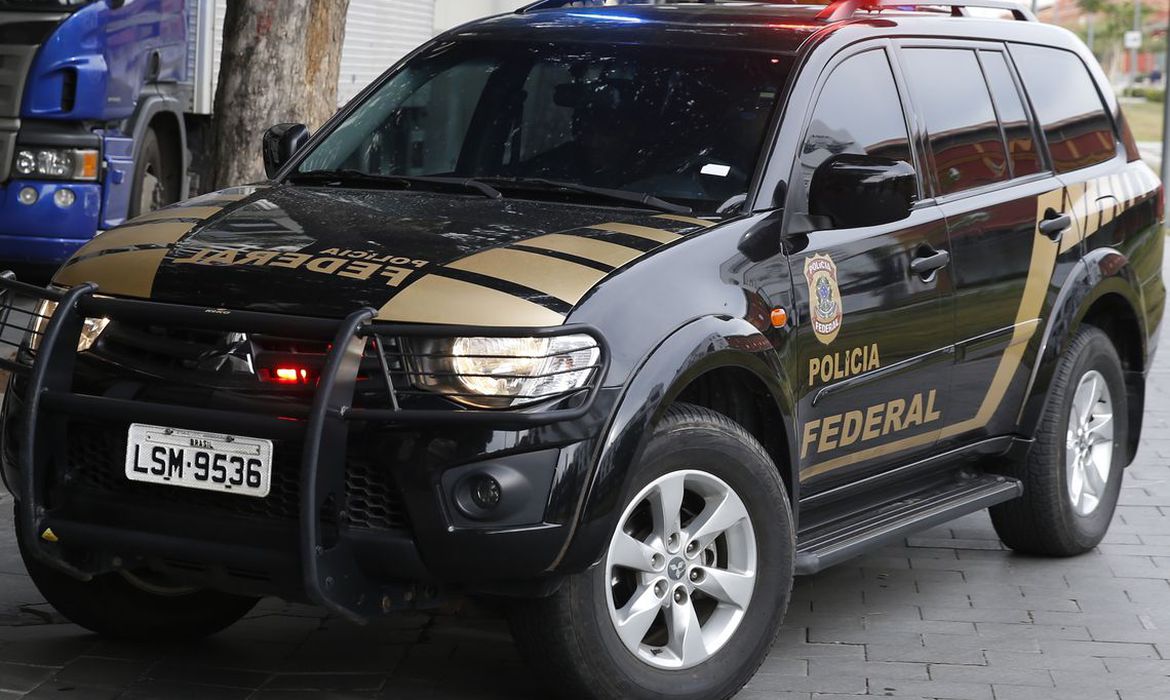 Grupo com atuação no tráfico internacional de cocaína é alvo da PF