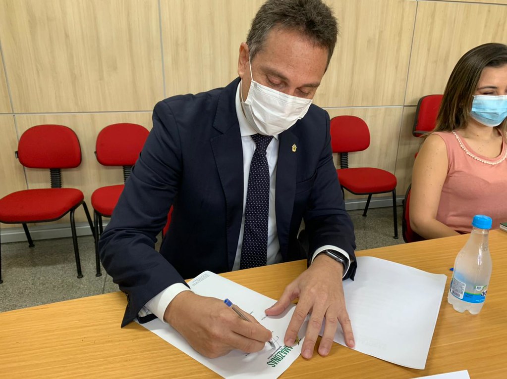 Prefeito David Almeida autoriza realização do primeiro concurso público da Ageman