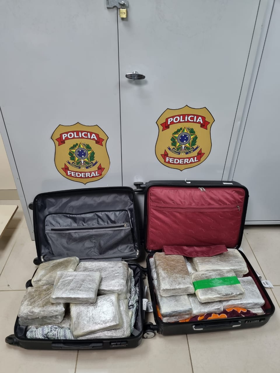 PF apreende drogas em aeroporto de Manaus