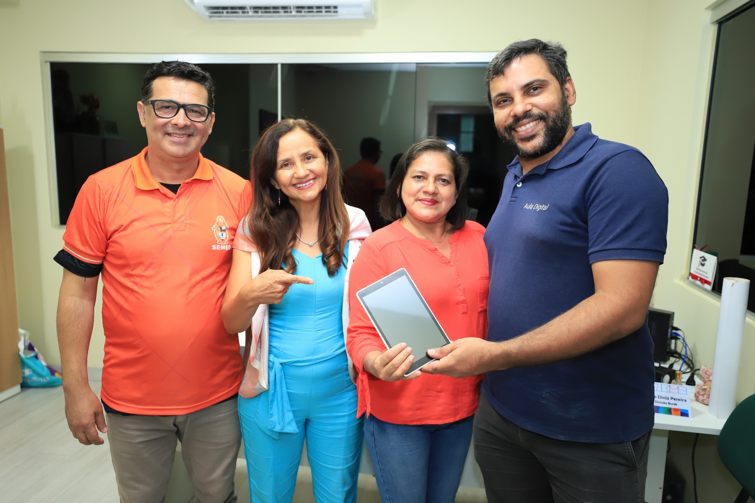Educadora da Prefeitura de Manaus irá participar de evento internacional