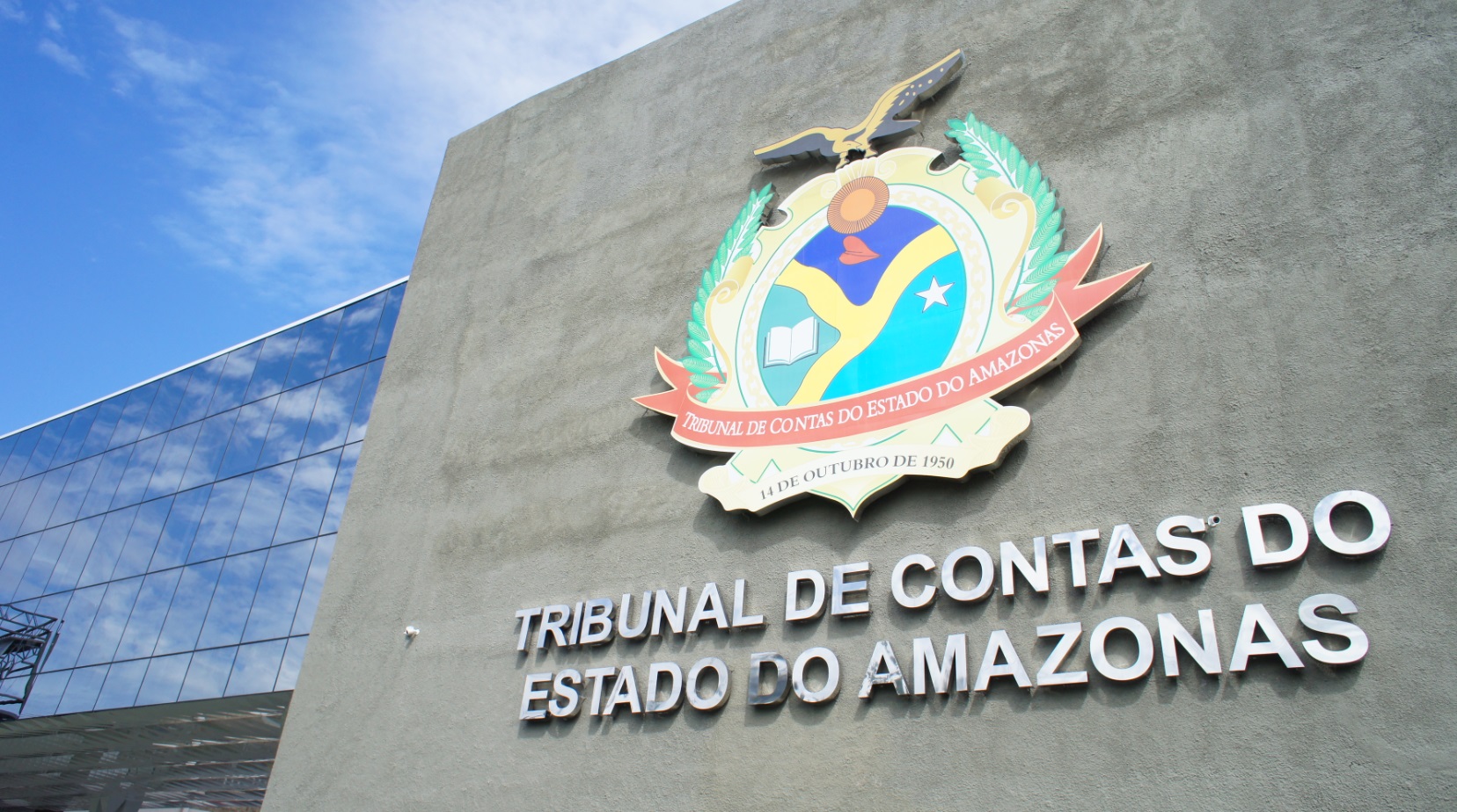 Prefeitura de Benjamin Constant extrapola limite com gastos de pessoal e recebe alerta do TCE-AM