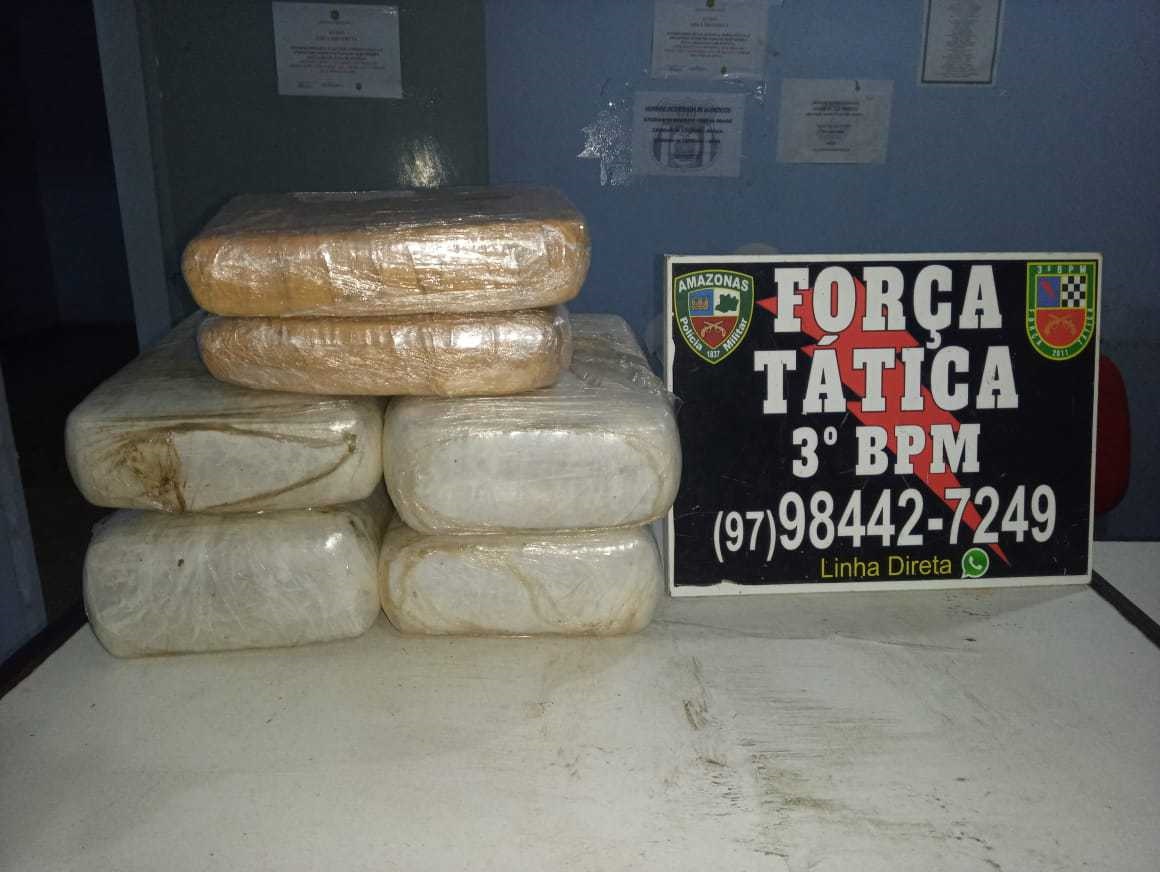PMAM apreende entorpecentes em uma embarcação de Japurá para Tefé