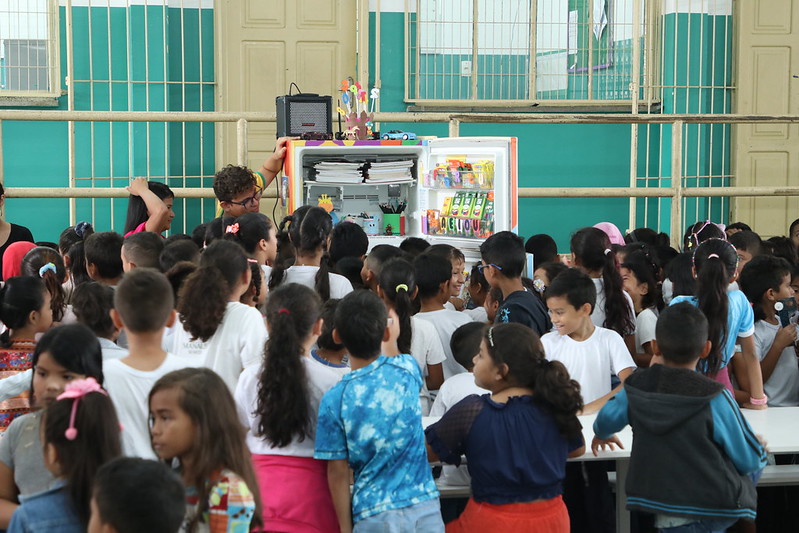 Escola na zona Leste é beneficiada com o projeto “Descongelando sua leitura” da prefeitura e Fametro