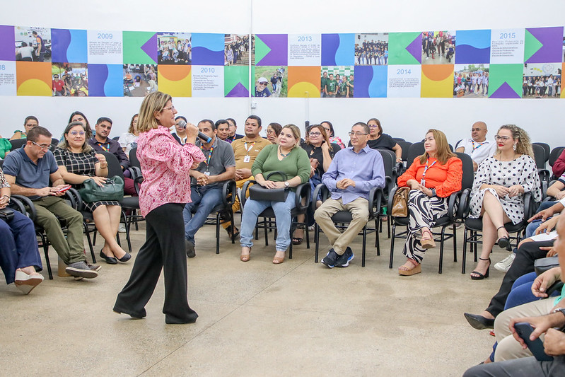 Prefeitura de Manaus lança projeto ‘Escola em Paz’