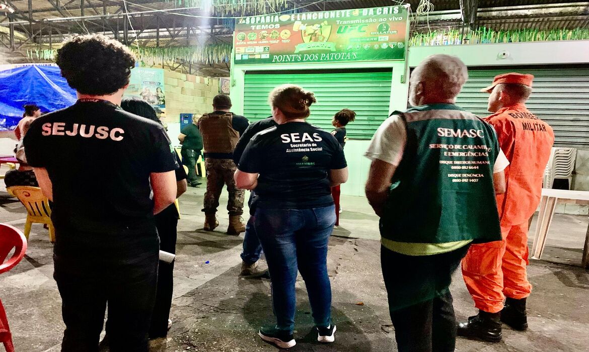 CIF fiscaliza bares e ‘adegas’ nos bairros da zona oeste de Manaus 
