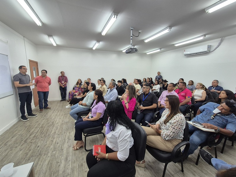 Servidores da Semad recebem orientações sobre combate à violência contra a mulher