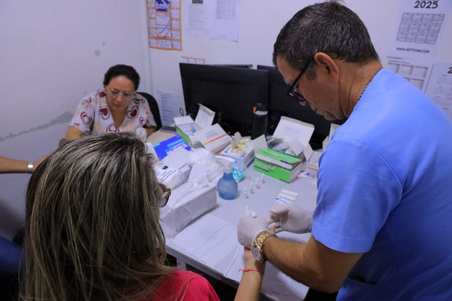 Prefeitura de Manaus realiza ação de saúde e prevenção para servidores da Seminf